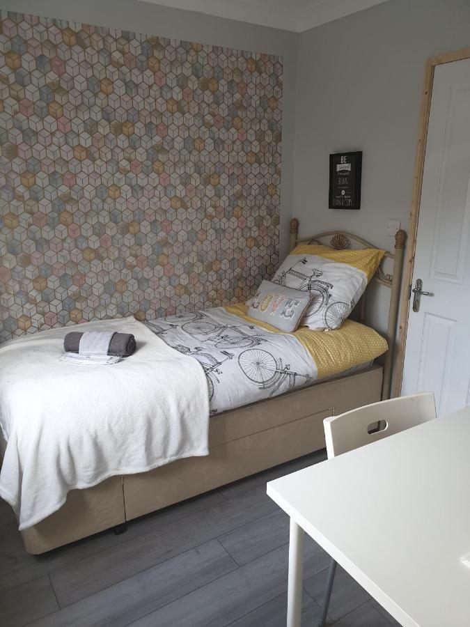 Comfortable Rooms In The House Oksford Zewnętrze zdjęcie