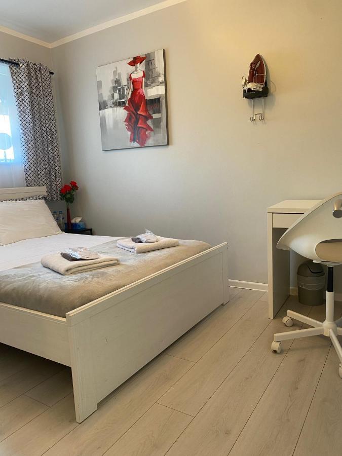 Comfortable Rooms In The House Oksford Zewnętrze zdjęcie